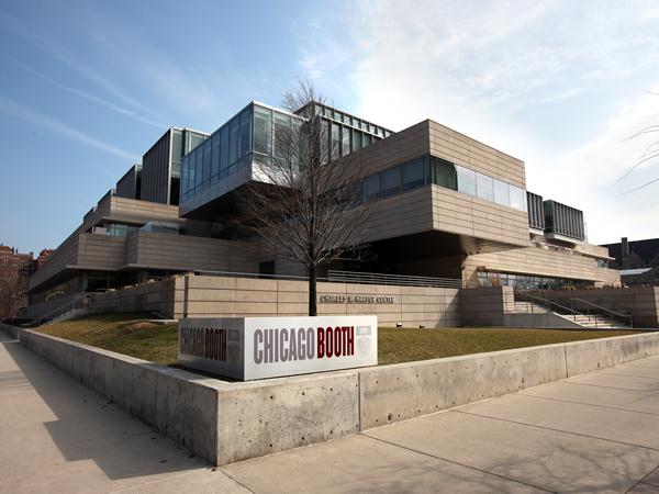 chicago_booth_exterior
